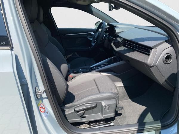 Audi A3 allstreet 35 TDI S line AHK Business Matrix