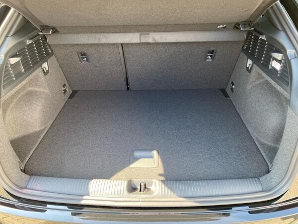 Audi Q2 35 TFSI S tronic 2x S line AHK Sonos Matrix