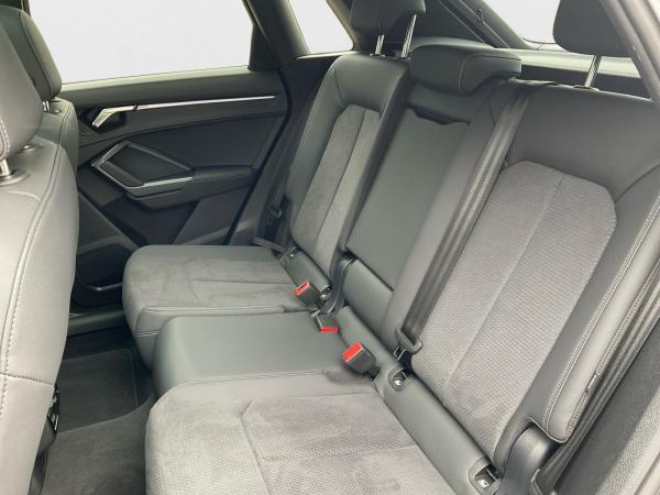 Audi Q3 S line 40 TFSI 2x S line quattro Matrix Pano