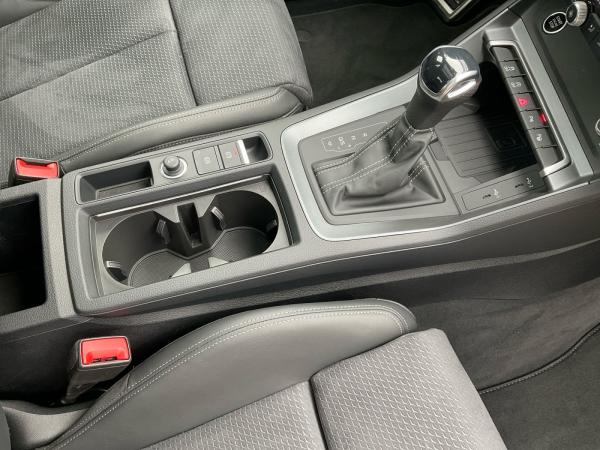 Audi Q3 S line 40 TFSI 2x S line quattro Matrix Pano