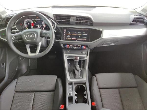 Audi Q3 SUV 35 TFSI S tronic S line, ACC, AHK, Kamera