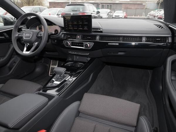 Audi A4 Avant 40 TFSI Q - 2 x S LINE
