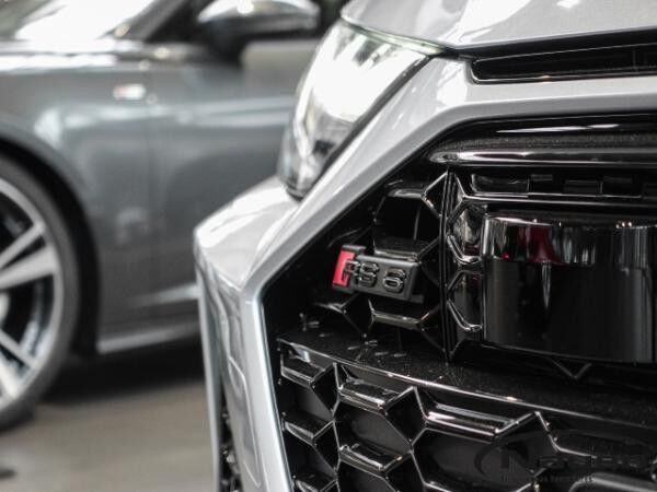 Audi RS6 Avant Performance *Keramik* blaue Akzente*