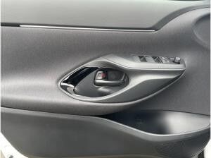 Toyota Yaris Cross 1,5 Hybrid 130PS 4x2 Teamplayer Winter-Paket**Verschiedene Farben vorrätig**