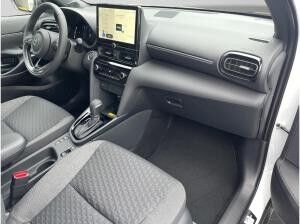 Toyota Yaris Cross 1,5 Hybrid 130PS 4x2 Teamplayer Winter-Paket**Verschiedene Farben vorrätig**