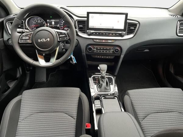 Kia Ceed 1.5 T-GDI Vision Automatik+Navi+Kam++