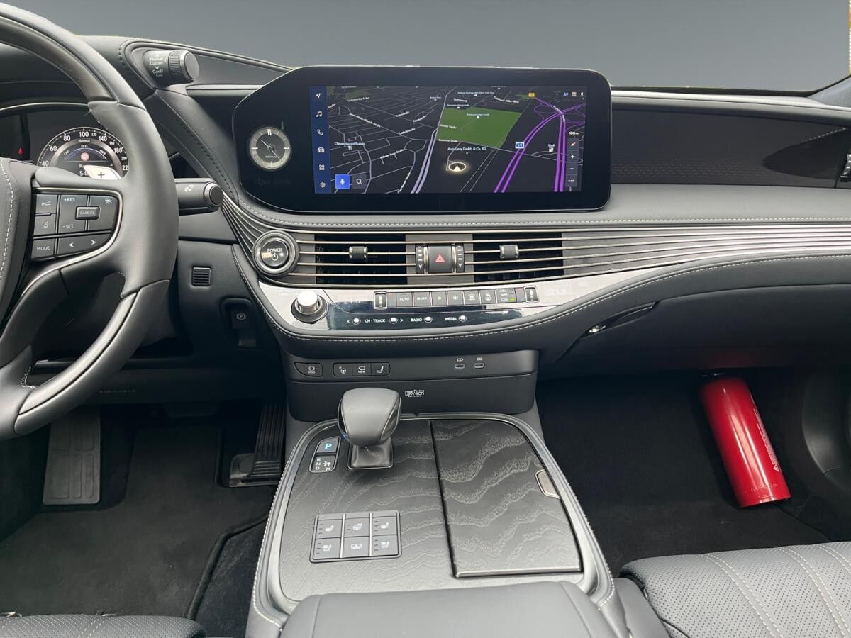 Lexus LS 500 LS 500h Luxury *HUD*MASSAGE*360°*AWD*