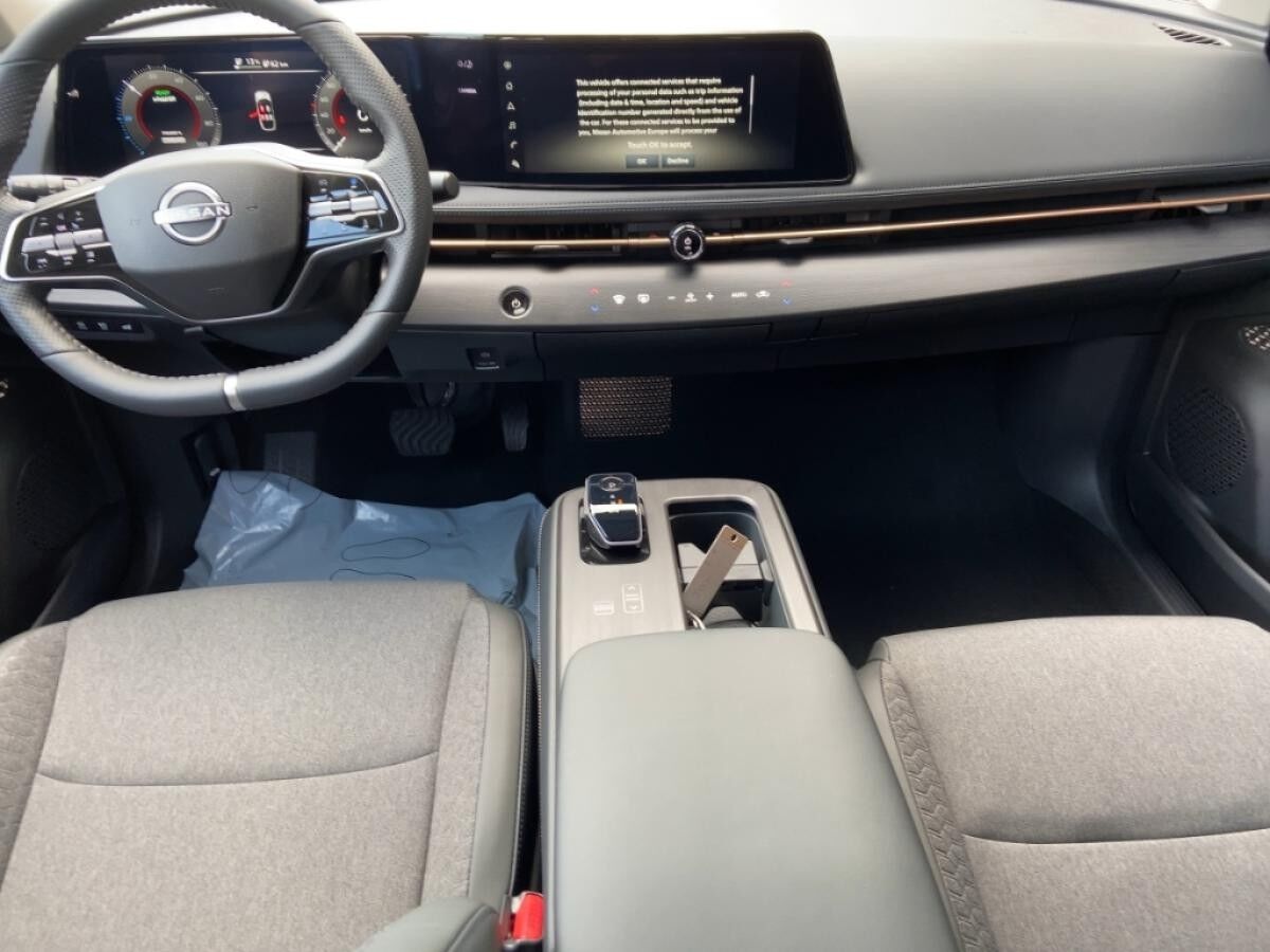 Nissan Ariya 87 kWh Advance Pack 20"