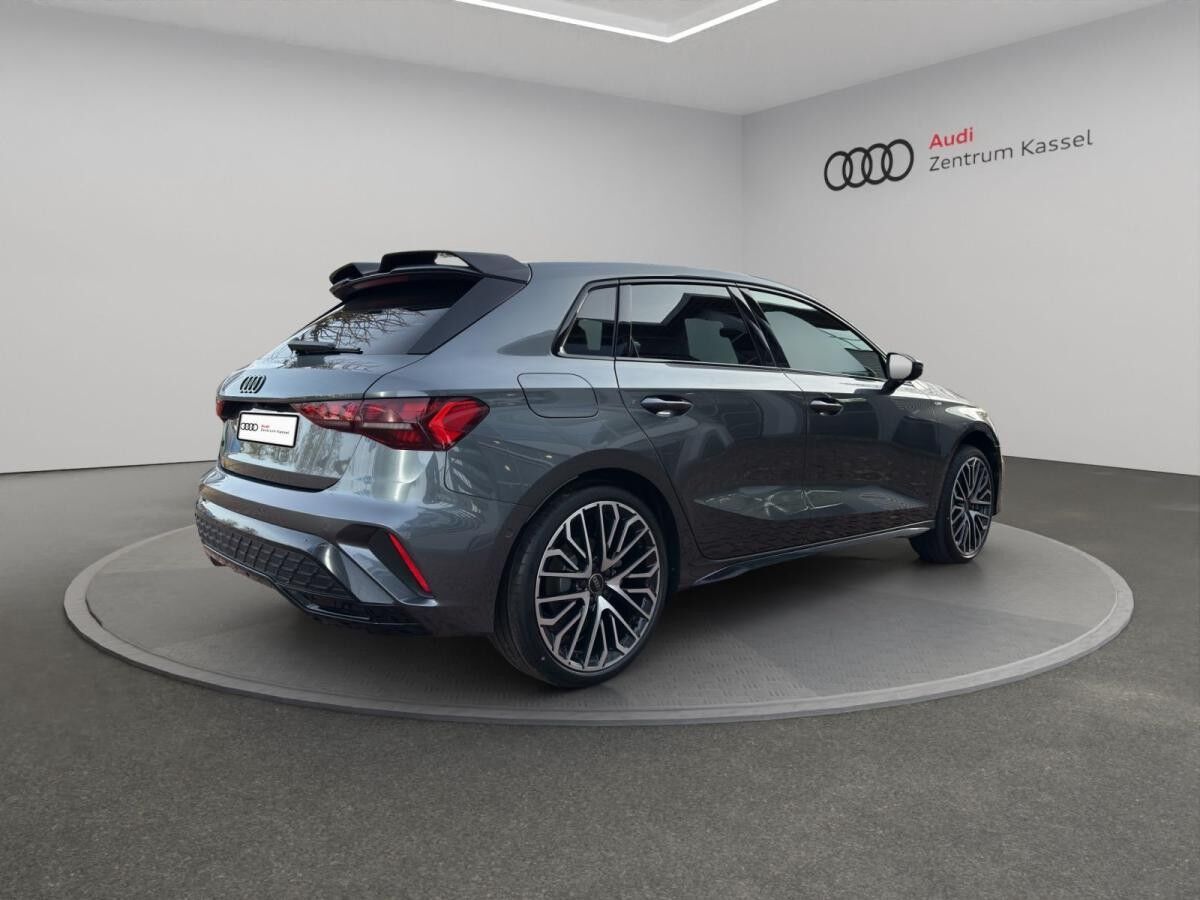 Audi A3 Sportback S line 35 TFSI Matrix CarPlay AHK