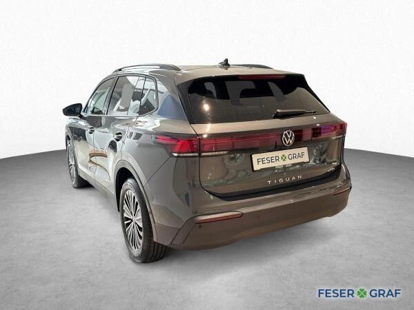 Volkswagen Tiguan 1.5 eTSI LIFE DSG NAVI DARK SHZ ASSIST 18