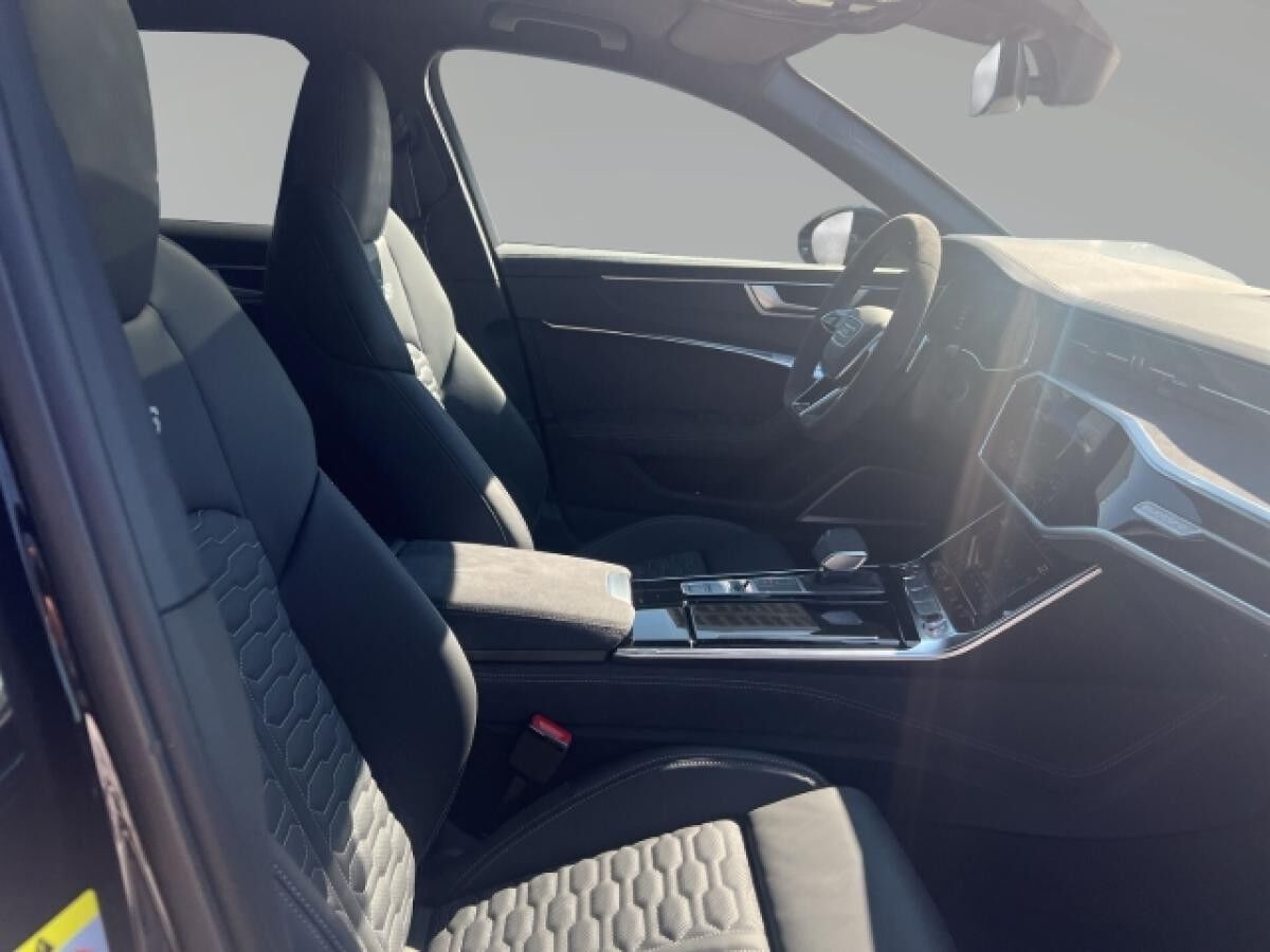 Audi RS6 Avant qu TFSI performance (630 PS) tiptronic