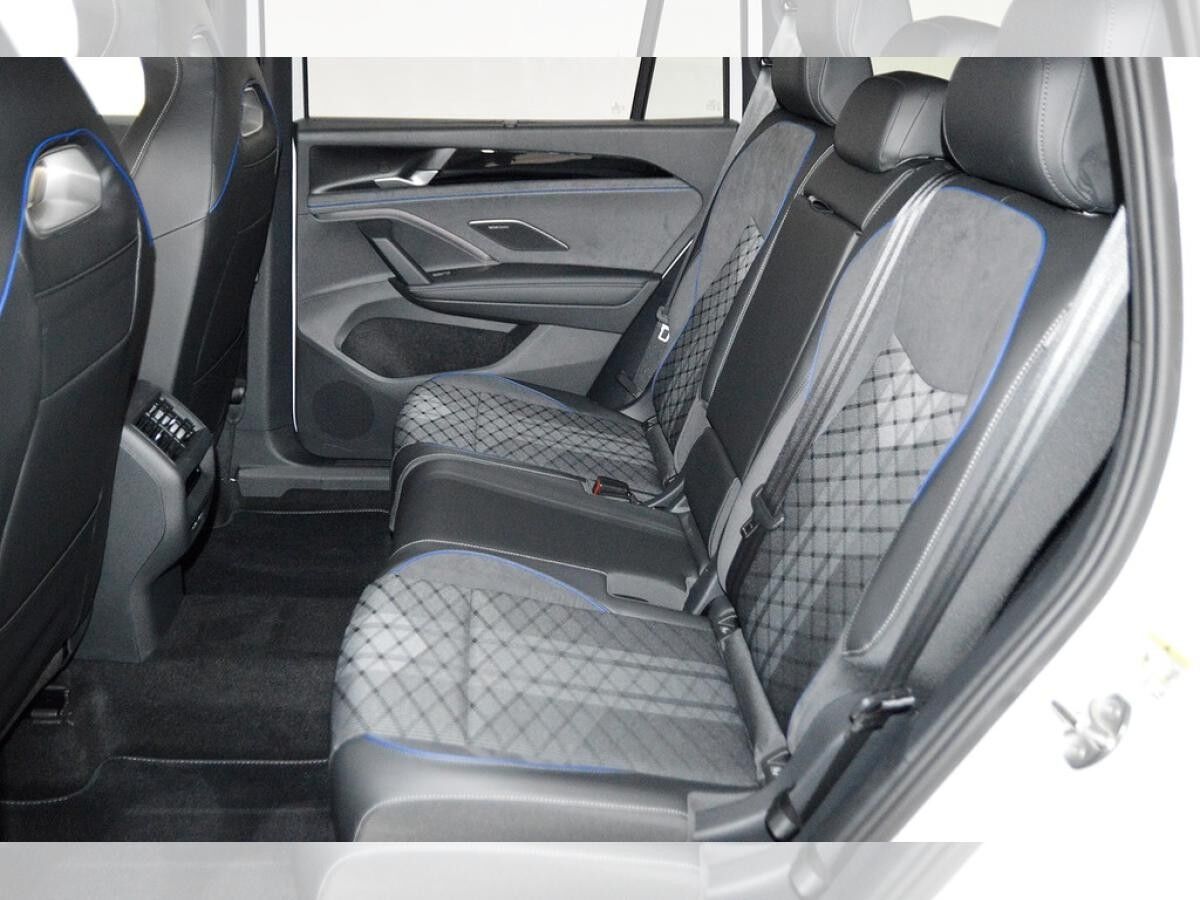 Volkswagen Tayron R-Line 2.0 TDI DSG 193 4Motion***AHK,IQ-Light,Navi,WR,Harman Kardon***sofort verfügbar