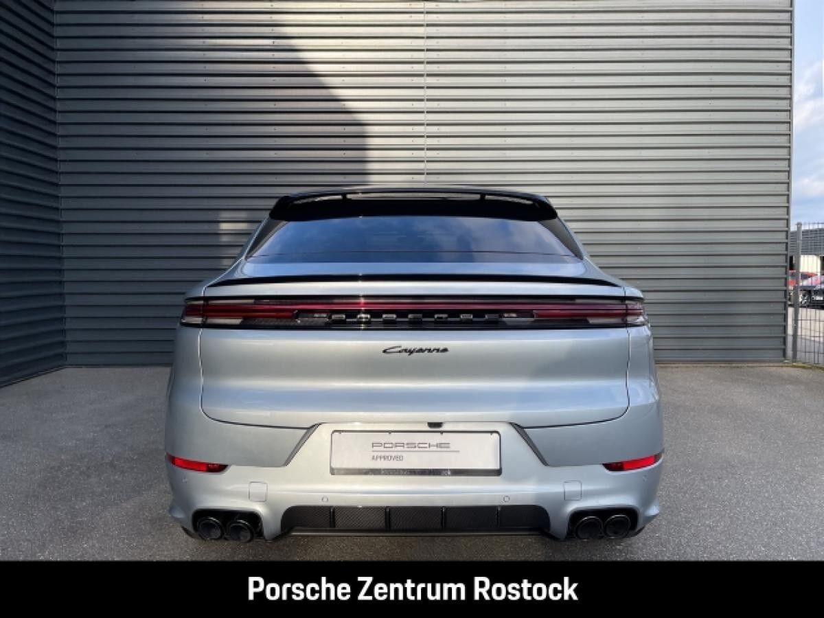 Porsche Cayenne E-Hybrid Coupe