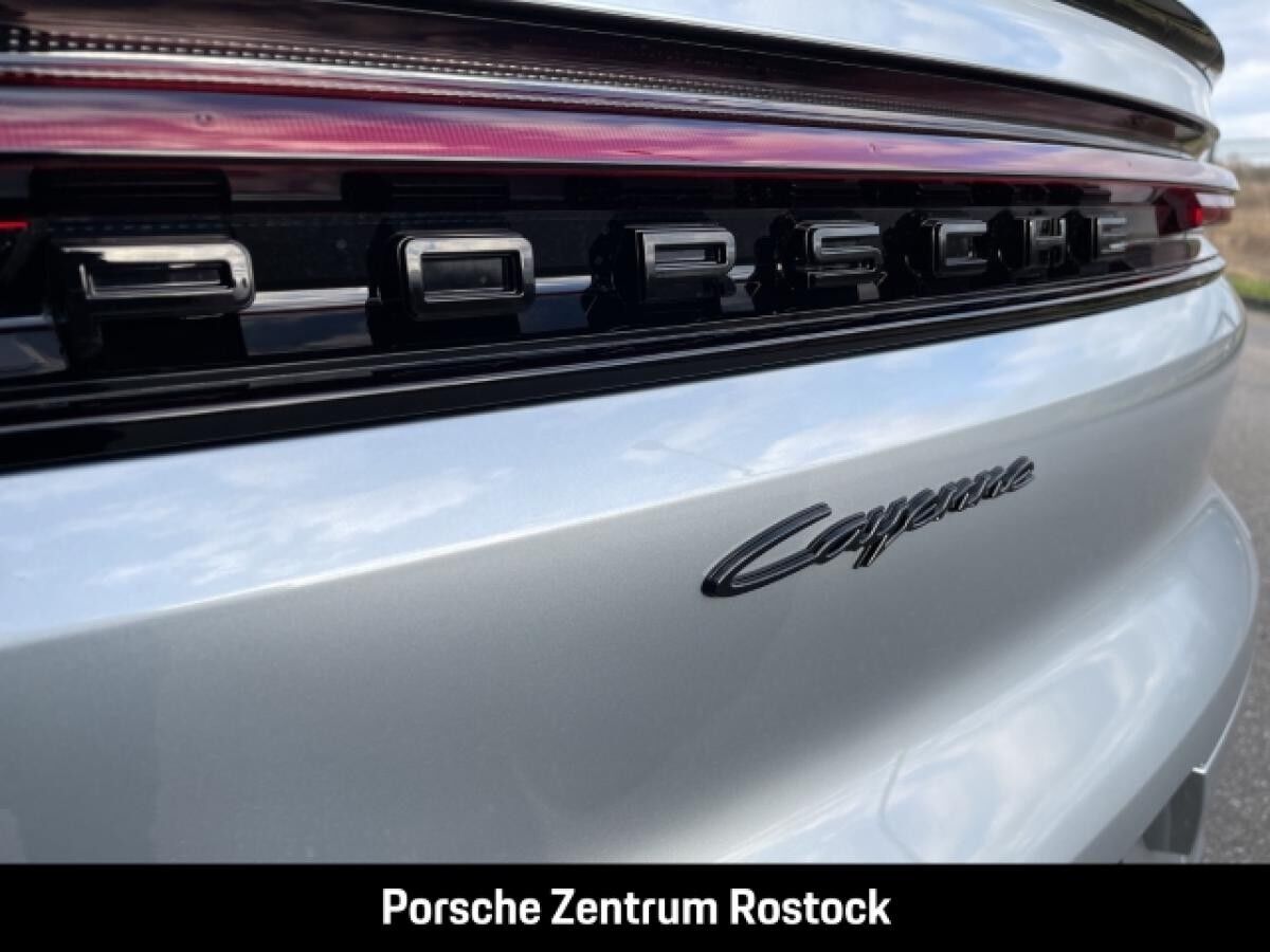 Porsche Cayenne E-Hybrid Coupe