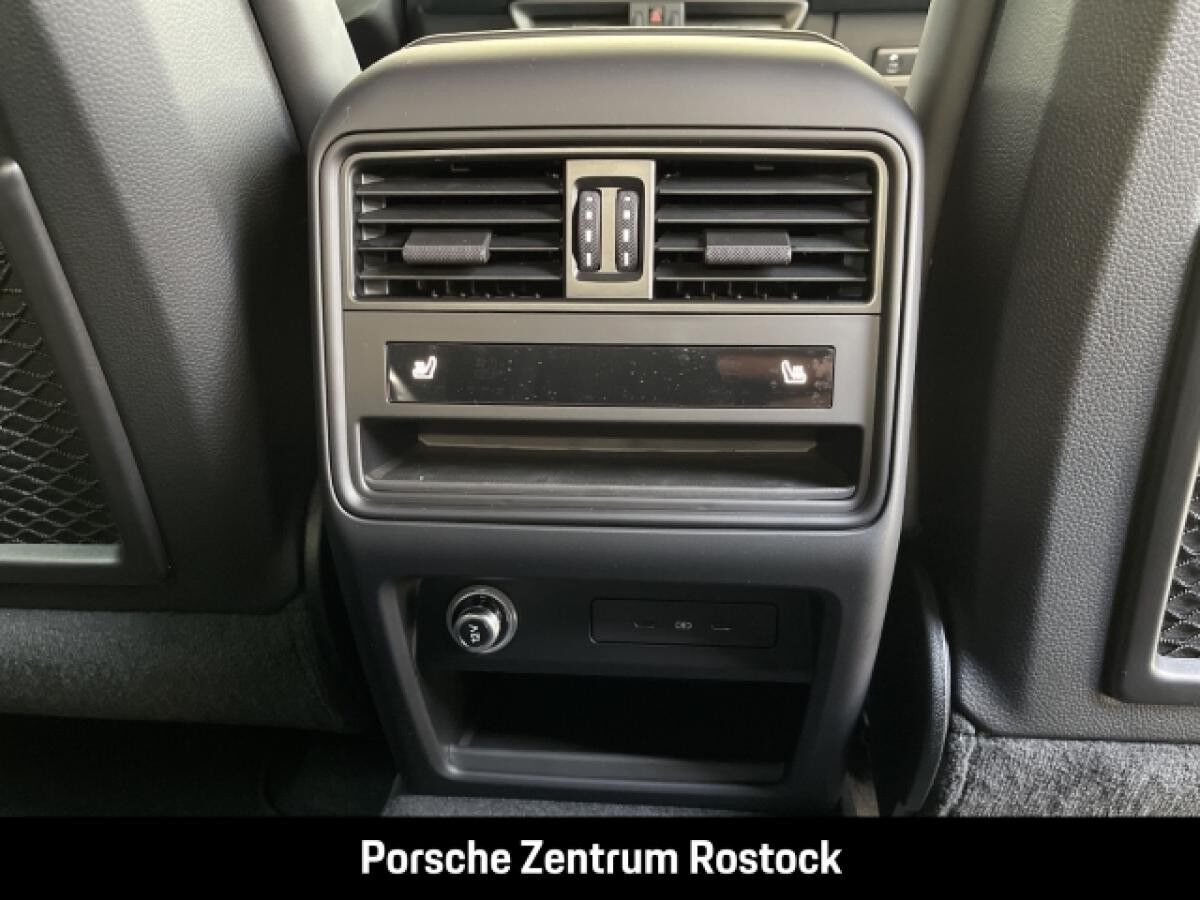 Porsche Cayenne E-Hybrid Coupe