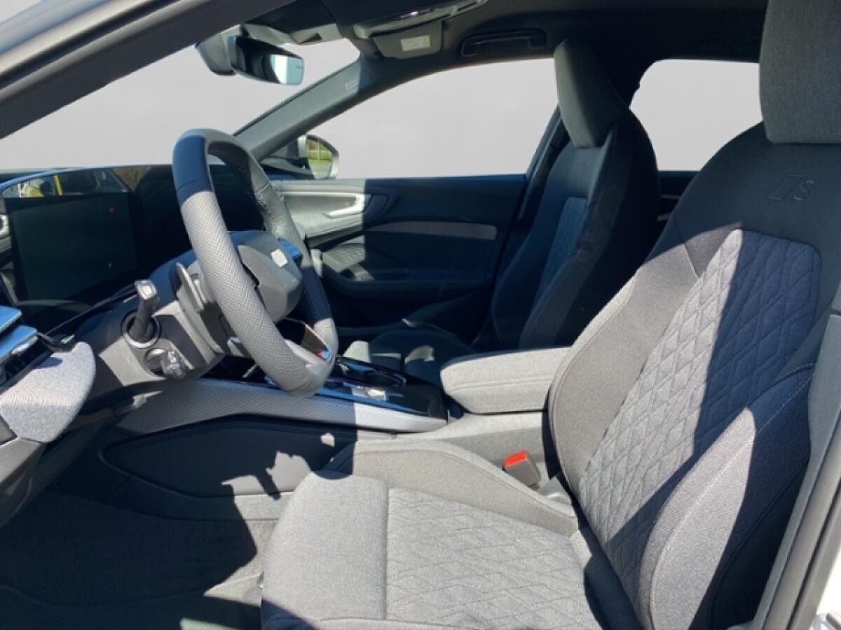 Audi A5 Avant TDI QUATTRO+S-LINE+AHK+TECH PLUS