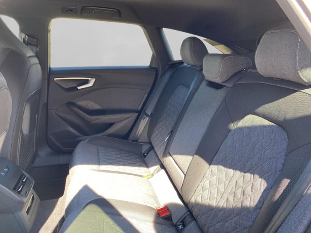 Audi A5 Avant TDI QUATTRO+S-LINE+AHK+TECH PLUS