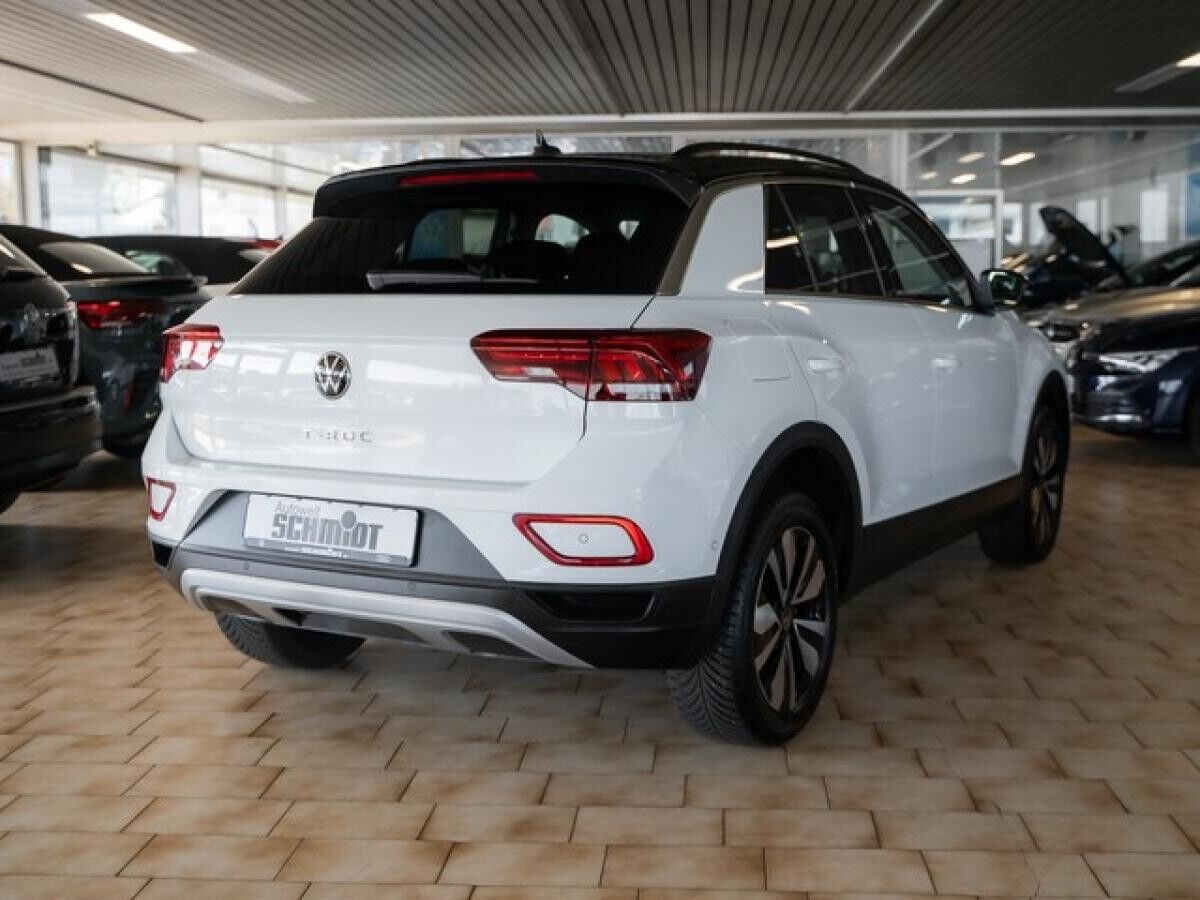 Volkswagen T-Roc 1.5 TSI DSG Move LED AHK App-Connect 17"