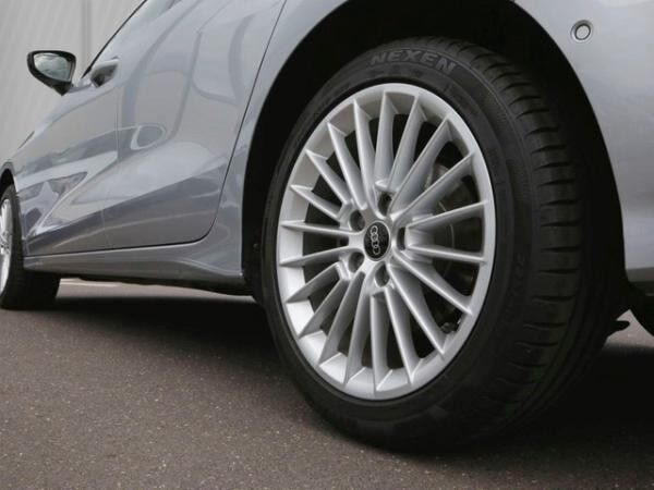 Audi A3 Lim.35 TFSI S tronic advanced GWP 17" NAVI-APP+VC