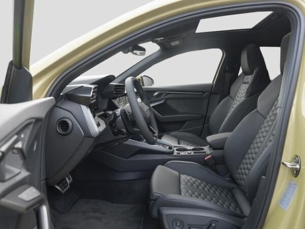 Audi RS3 Sportback MJ 2025 Matrix, Pano, SAGA, V/max 280 km/h