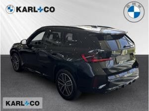 BMW X1 18 i sDrive M Sport Navi Digitales Cockpit Soundsystem Massagesitze LED
