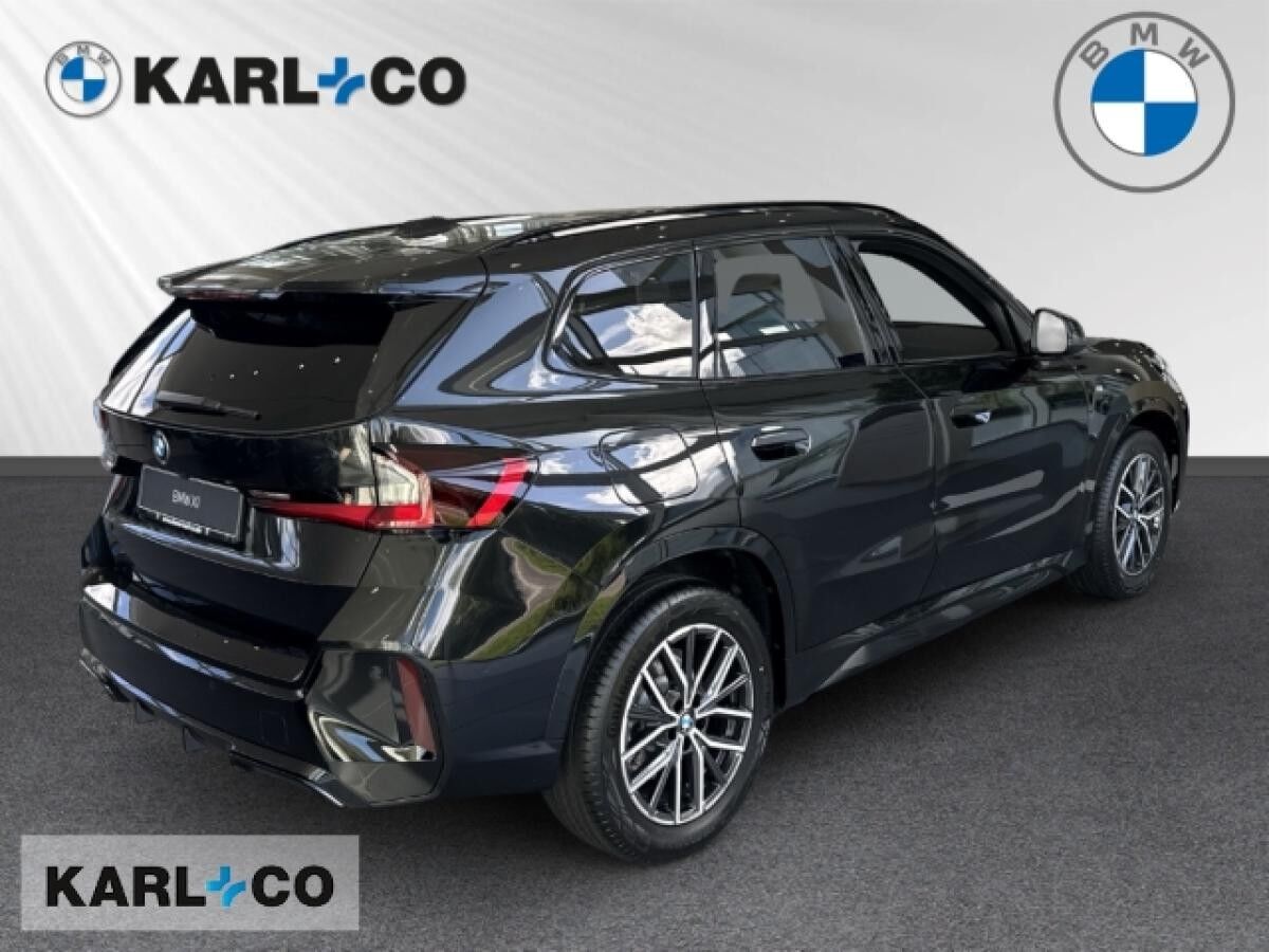 BMW X1 18 i sDrive M Sport Navi Digitales Cockpit Soundsystem Massagesitze LED