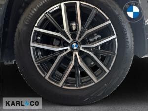 BMW X1 18 i sDrive M Sport Navi Digitales Cockpit Soundsystem Massagesitze LED