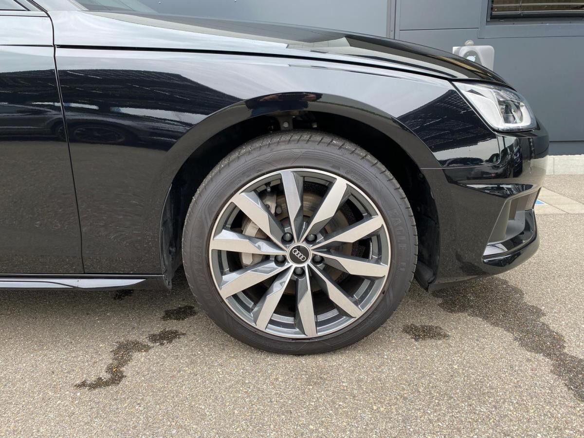 Audi A4 Limo 40 TDI quattro Aut. MMI+ RFK LED CarPlay