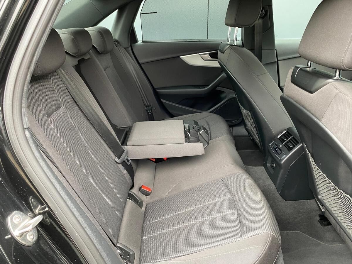 Audi A4 Limo 40 TDI quattro Aut. MMI+ RFK LED CarPlay