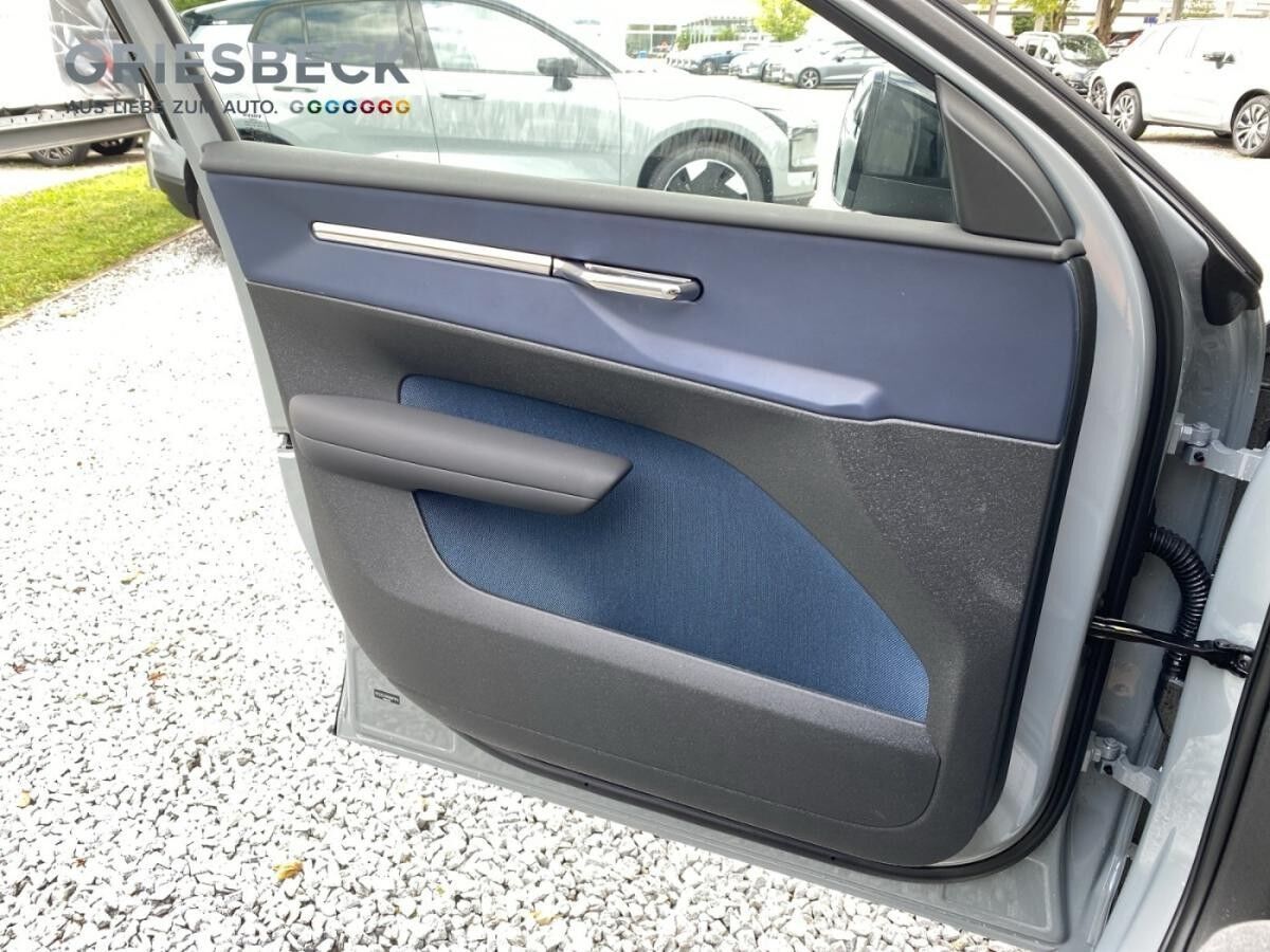 Volvo EX30 Plus Extended Range Winterpaket ACC