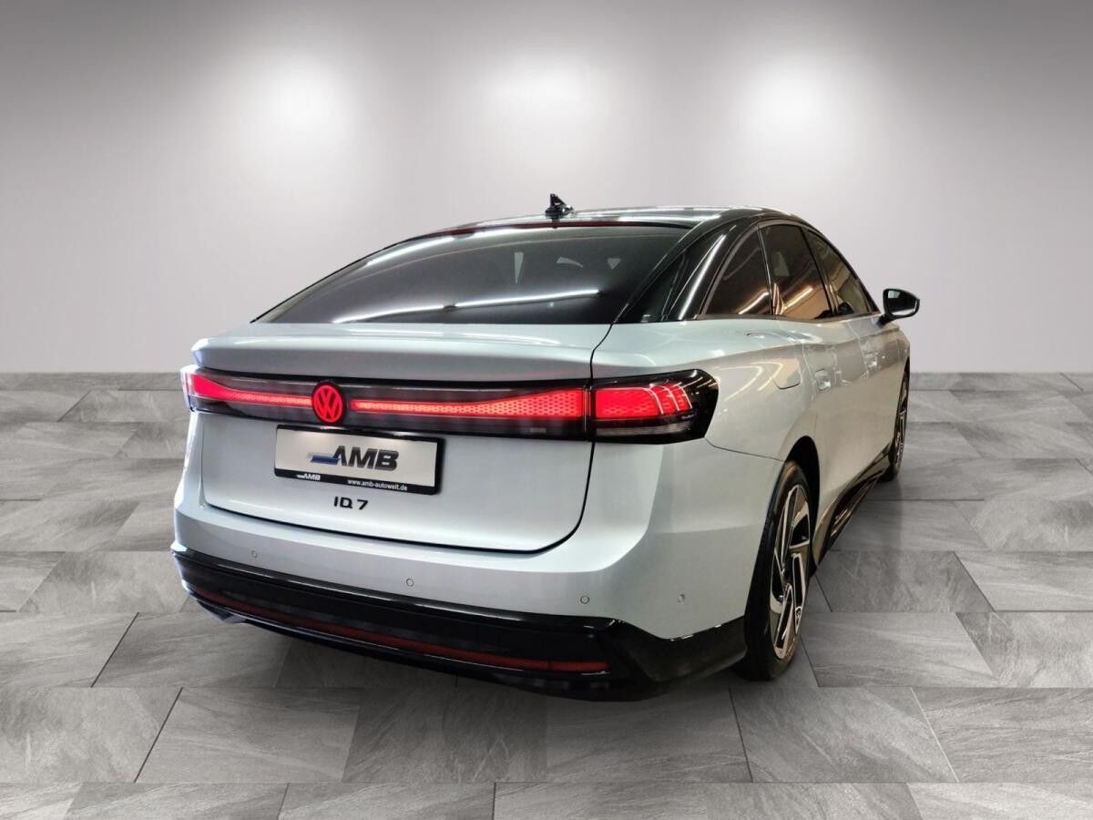 Volkswagen ID.7 Pro S h/AHK/Matrix/IQ.Drive/Pano/Wärmepumpe