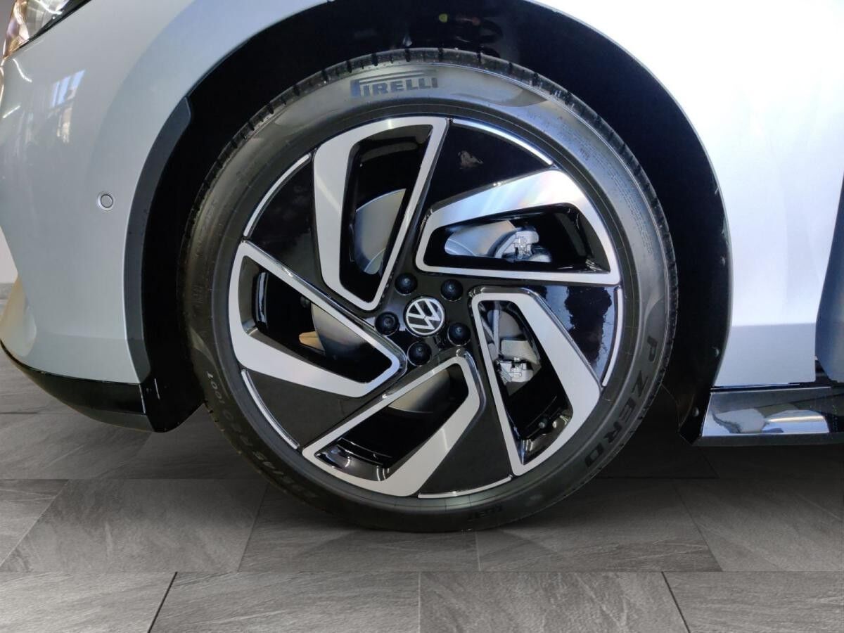 Volkswagen ID.7 Pro S h/AHK/Matrix/IQ.Drive/Pano/Wärmepumpe