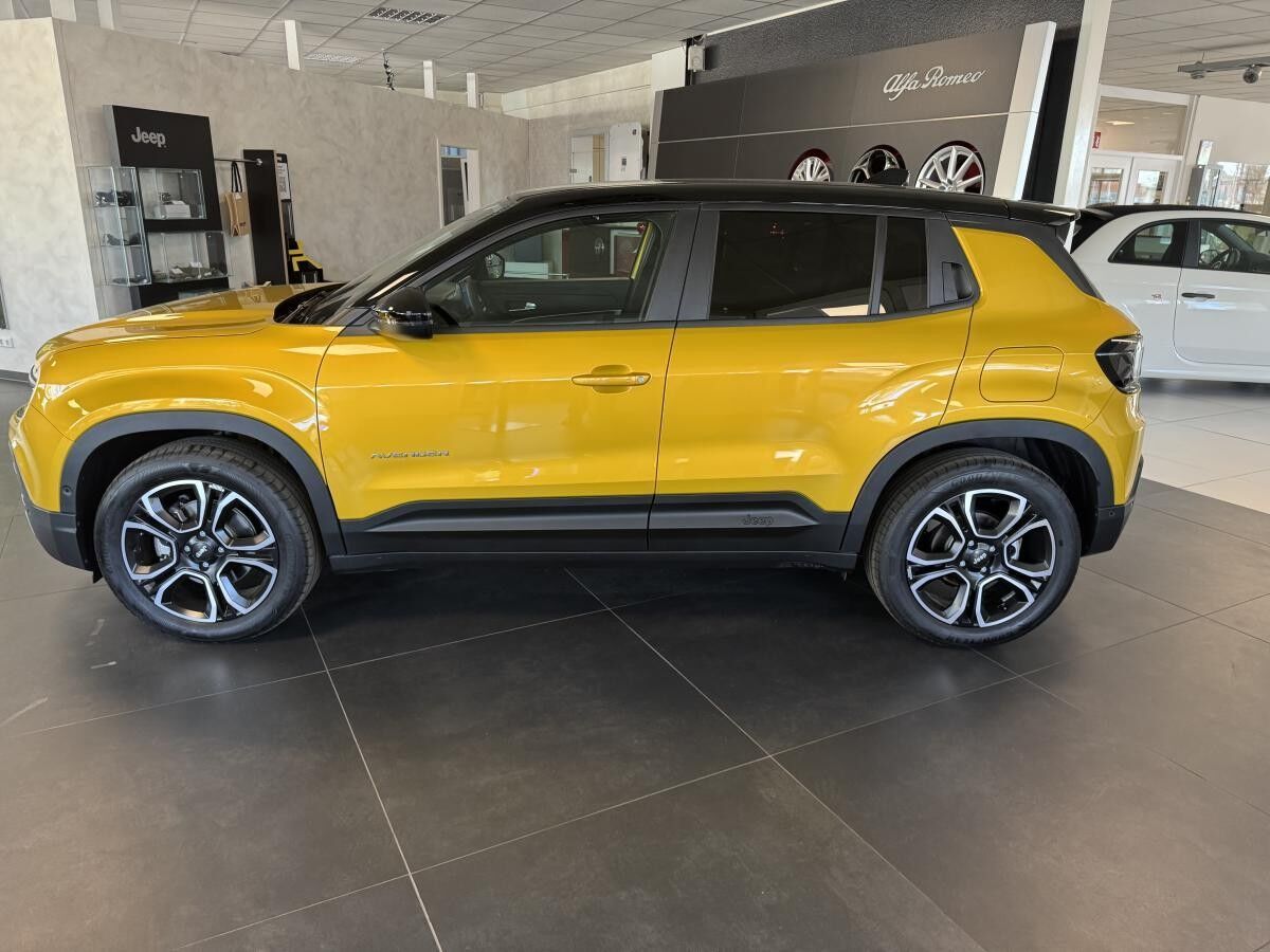 Jeep Avenger Summit+