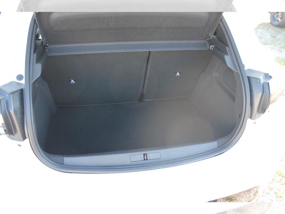 Peugeot 208 Allure Hybrid 110 e-DSC