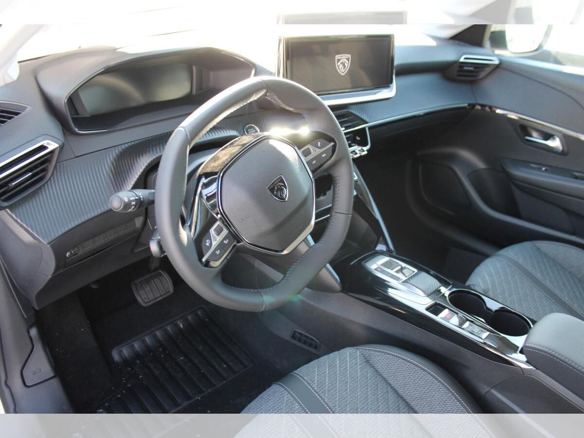 Peugeot 208 Allure Hybrid 110 e-DSC