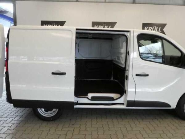Nissan Primastar L1H1 2,8 Acenta + Laderaumboden