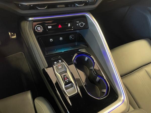 Audi Q5 2.0 TDI quattro Matrix KLIMA NAVI LEDER ALU