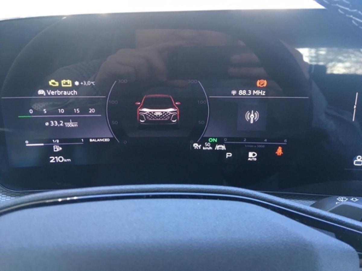 Audi Q5 2.0 TDI quattro Matrix KLIMA NAVI LEDER ALU