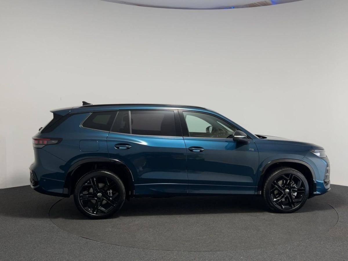 Volkswagen Tayron R-Line 4MOTION Black Style