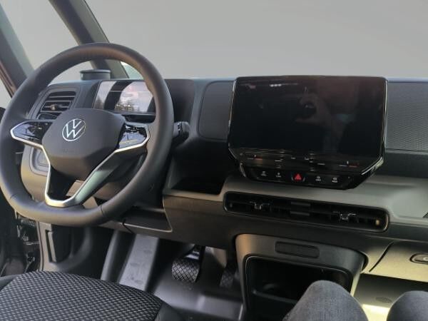 Volkswagen ID.Buzz ID. Buzz Cargo Motor: 150 kW (204 PS) 77 kWh Getriebe: 1-Gang-Automatikgetriebe