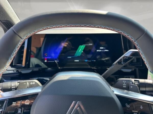 Renault Rafale Atelier Alpine Plug-in Hybrid 4x4 *Panorama-Glasdach*Harman Kardon*Head-Up-Display