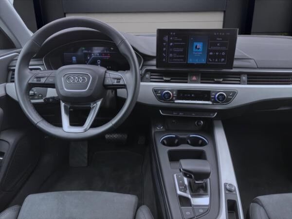 Audi A4 Avant 30 TDI ADVANCED AHK eKLAPPE LM18 NAVI