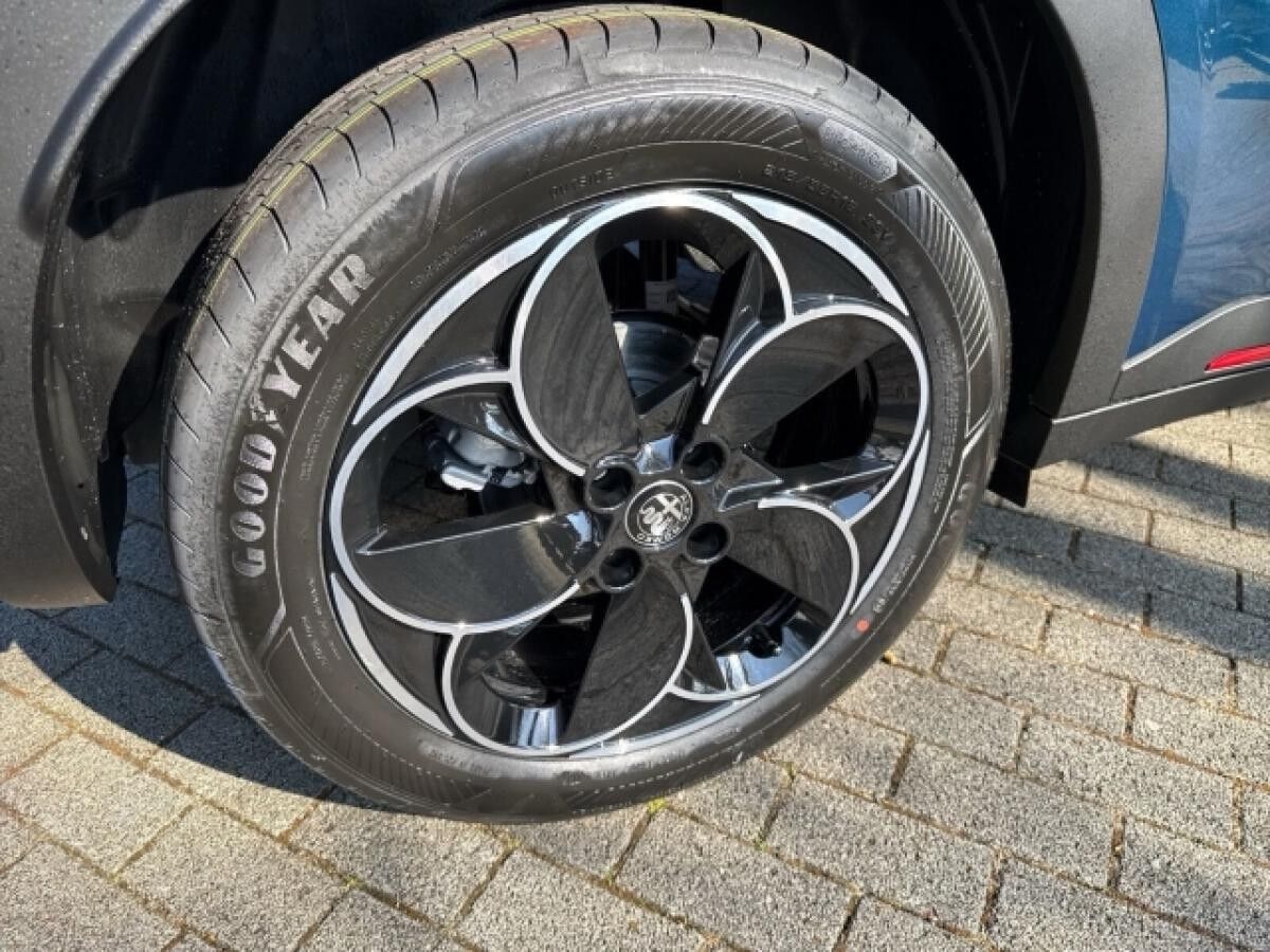 Alfa Romeo Junior Ibrida SPECIALE -Summer-Sale- Panoramadach-TechnologiePaket