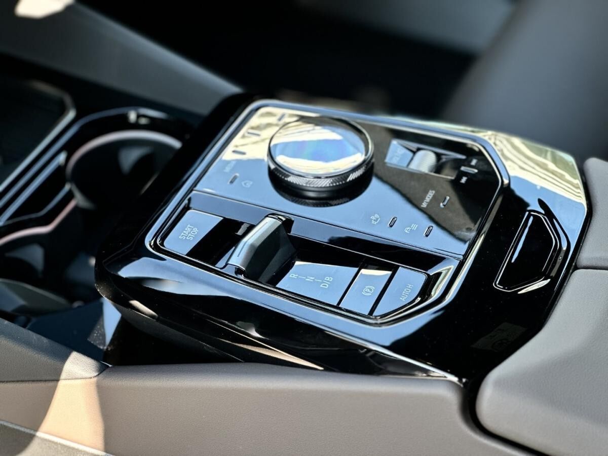 BMW i5 eDrive40 Limousine M Sportpaket DAB LED RFK