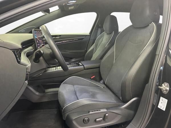 Volkswagen ID.7 Tourer Pro AHK Matrix LM 20" Navi ACC Head-Up