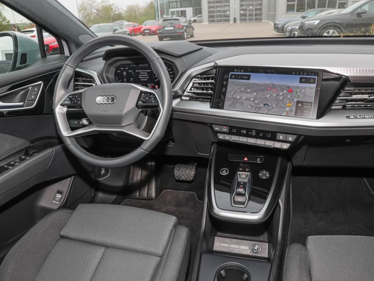 Audi Q4 e-tron 50 quattro ACC+KAMERA+MATRIX+NAVI+19`