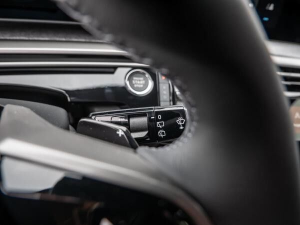 Peugeot 5008 1.2 Hybrid 145 e-DSC6  Allure *ICE*