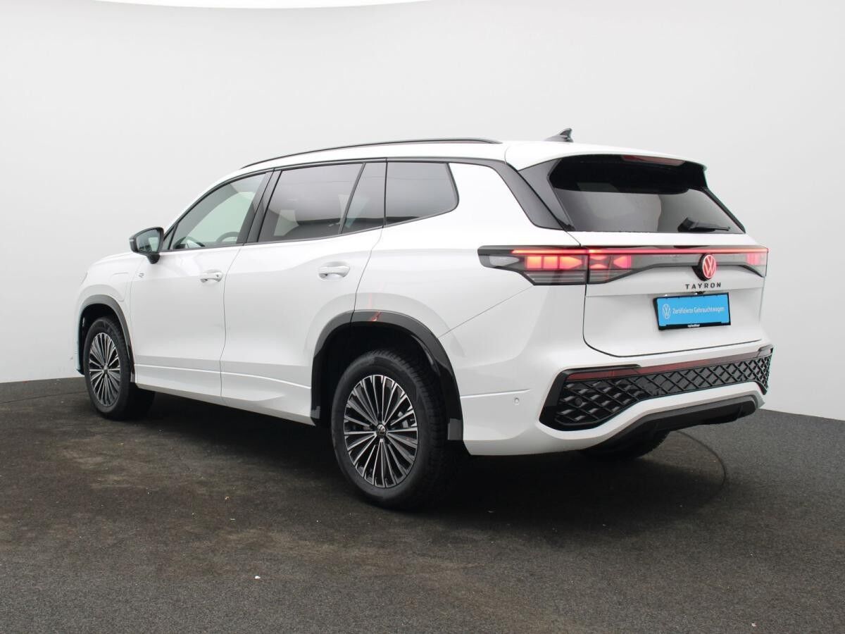 Volkswagen Tayron R-Line 1.5 Hybrid/ Matrix, BlackStyle,AHK