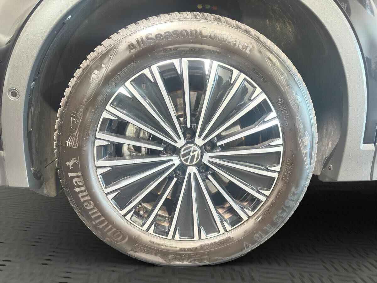 Volkswagen Tiguan Life 2.0 TDI*DSG*WinterPaket*IQDRIVE*AHK*