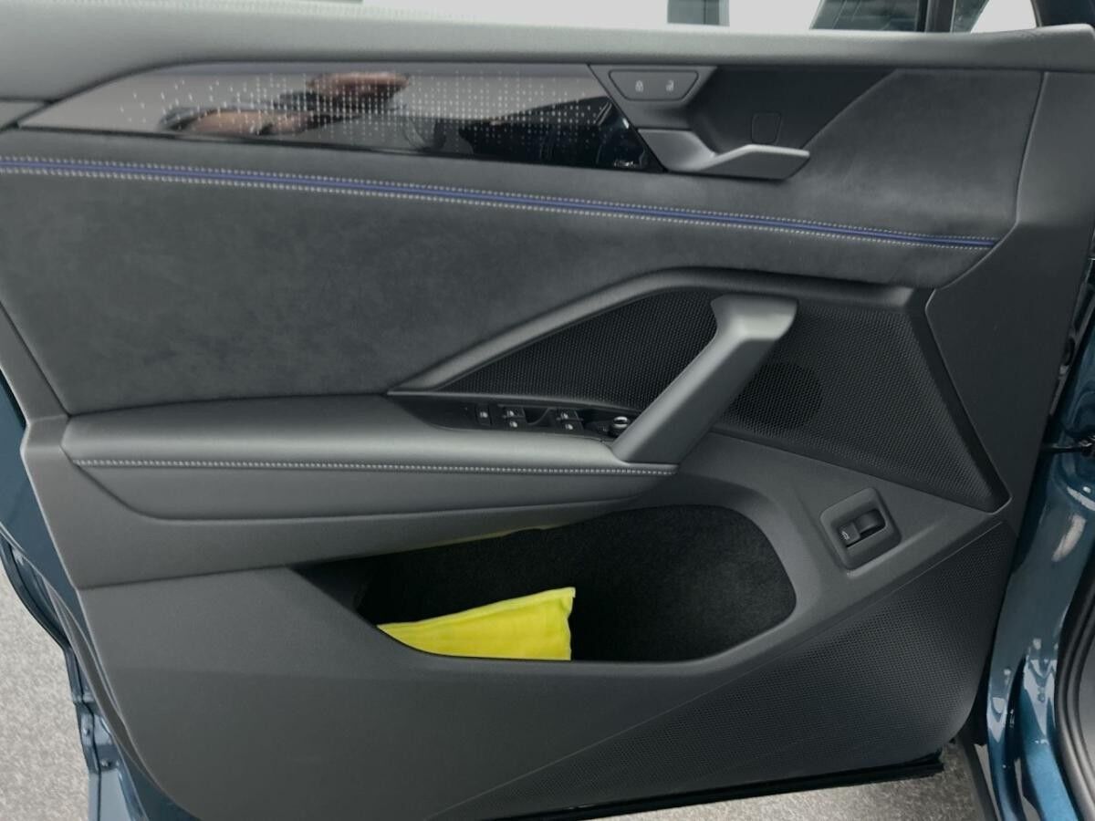 Volkswagen Tayron R-Line 4MOTION Black Style